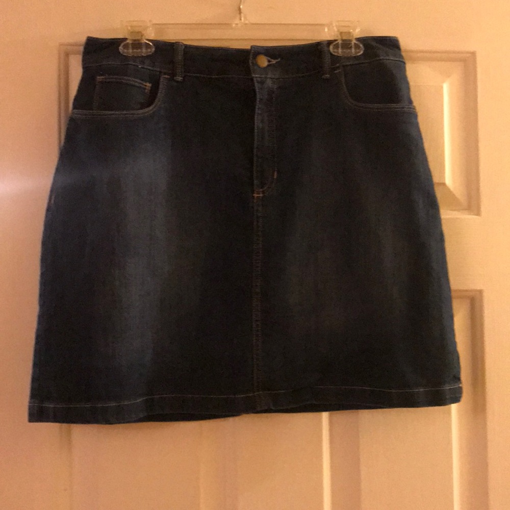 Croft & Barrow denim skort